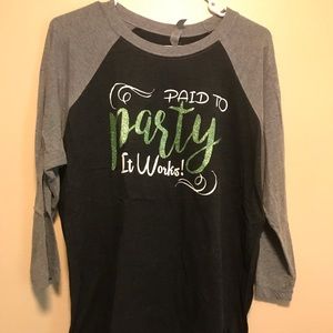 ItWorks long sleeve
